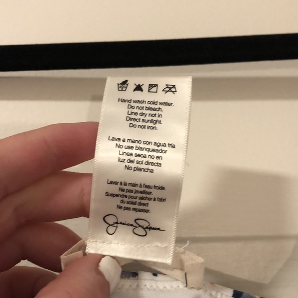 Jessica Simpson padded one piece bathing suit. Size large. Never worn. - Picture 10 of 10